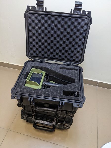 Детектор дронов на базе TinySA Ultra с кейсом drone-detecror-m+case фото